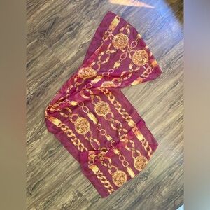 Elegant Burgundy and Gold Chain Scarf